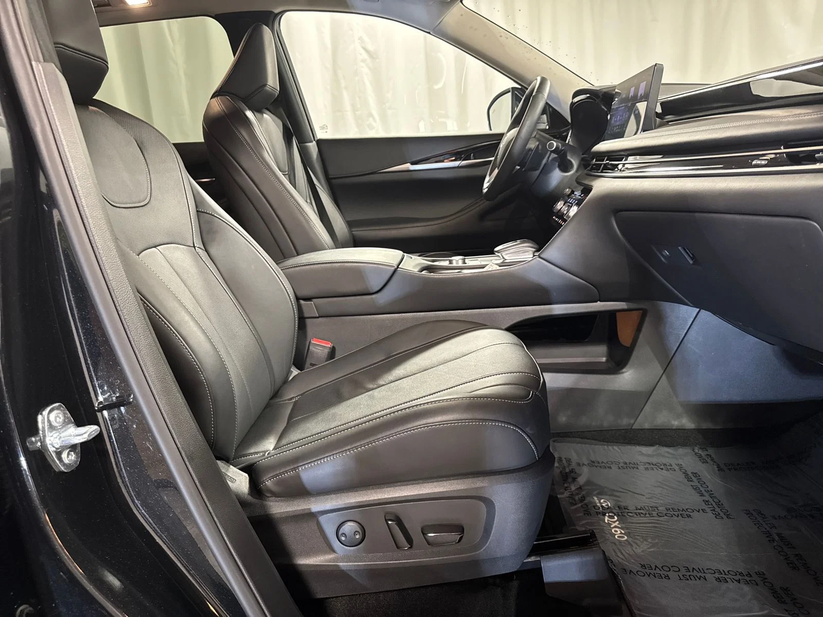2025 INFINITI QX60 PURE - Photo 28