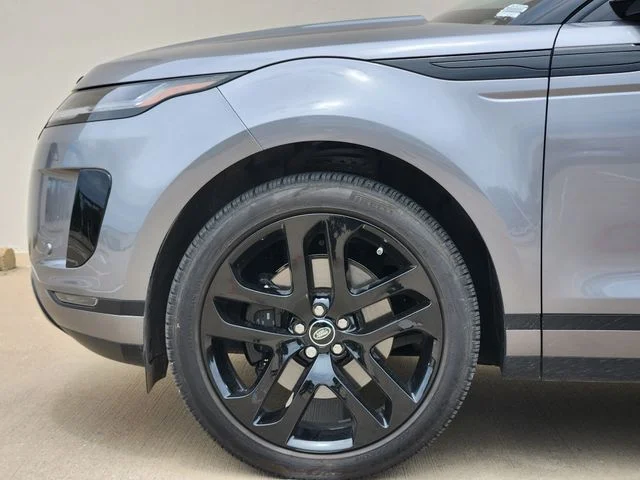 Used 2026 Gray Land Rover S image 9