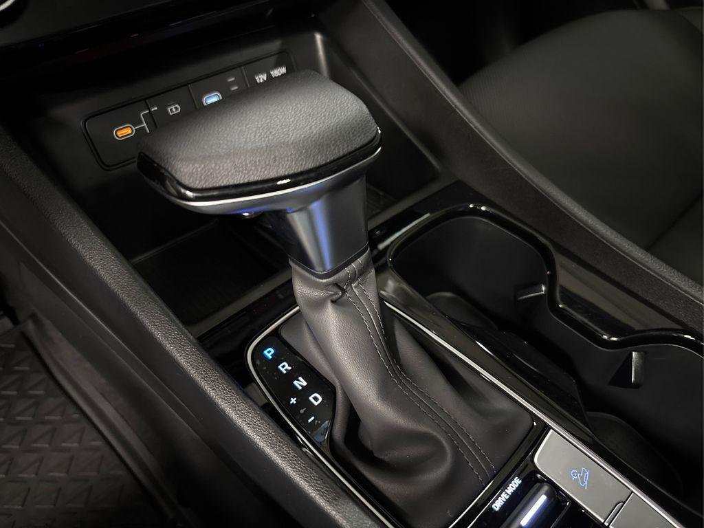 New 2026 White Hyundai SEL Activity AWD image 27
