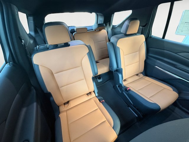 2027 Chevrolet Traverse Z71 - Photo 19