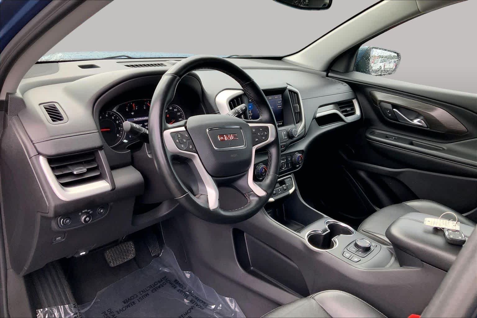Used 2024 Downpour Metallic GMC SLT image 16
