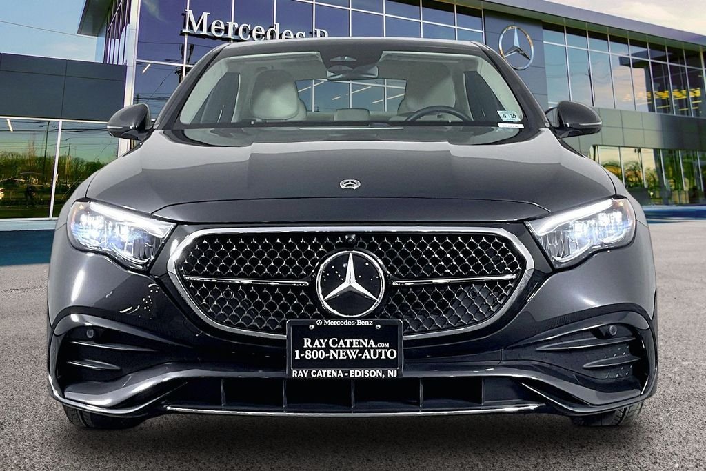 2026 Mercedes-Benz E-Class E350 - Photo 3