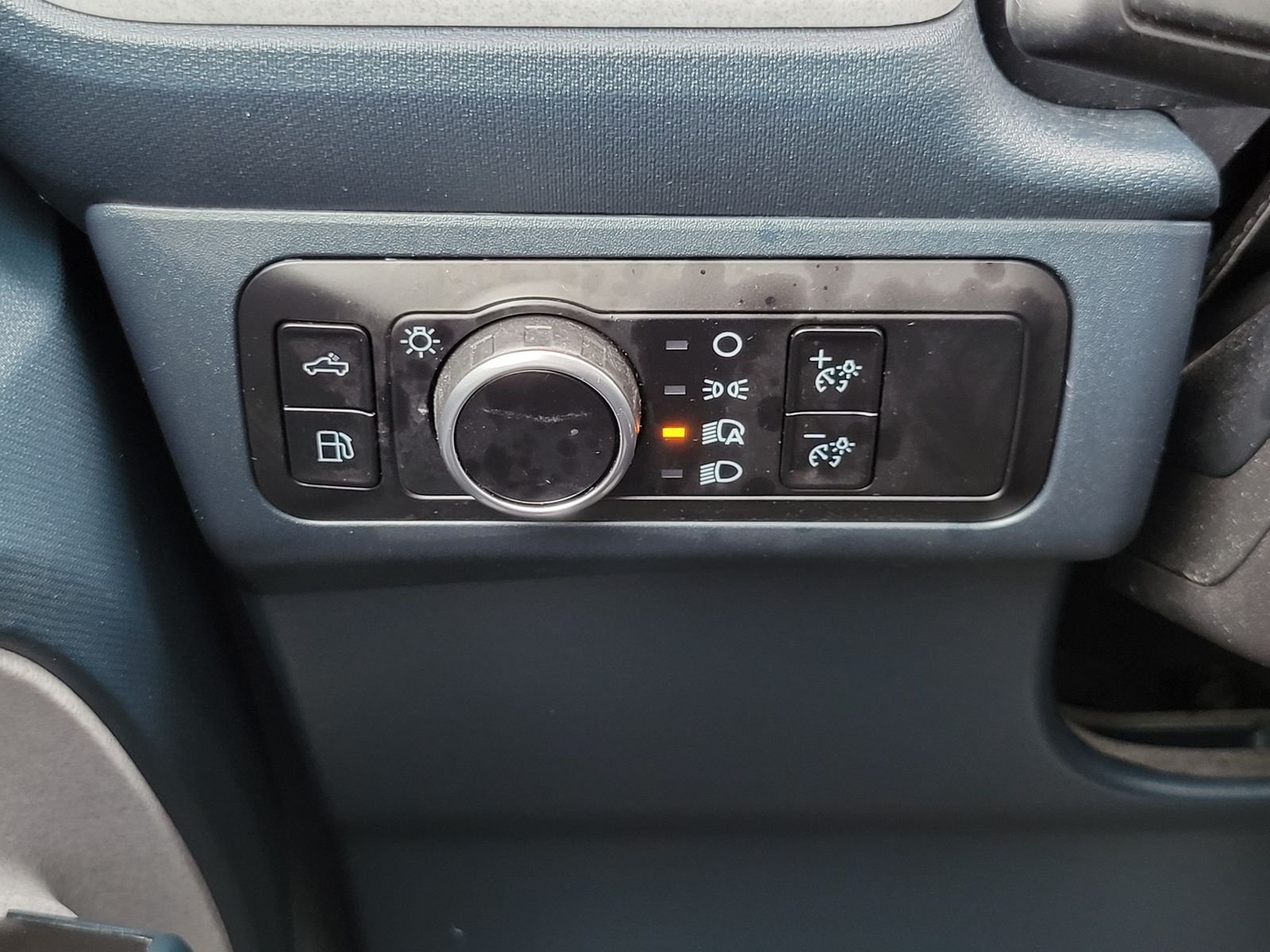 Certified Used 2023 Green Ford XLT image 11