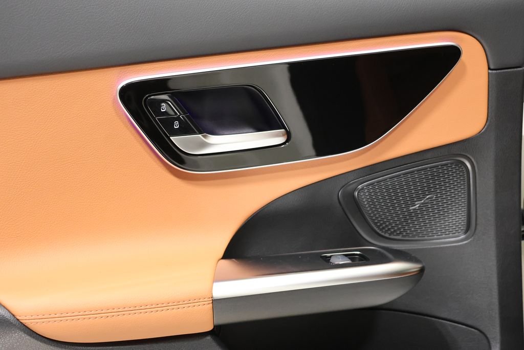 New 2026 Polar White Mercedes-Benz C 300 image 41