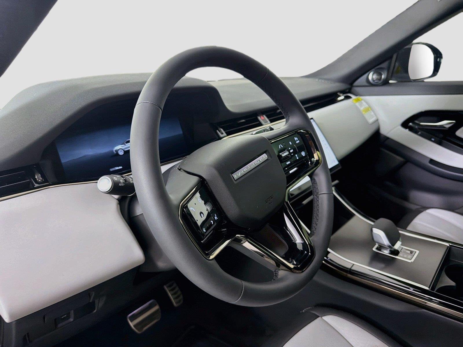 New 2026 Fuji White Land Rover Hoxton Edition image 9