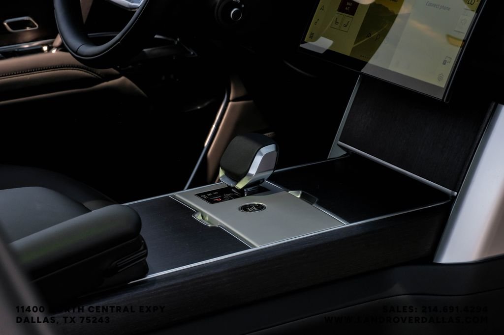 2026 Land Rover Range Rover SE - Photo 25