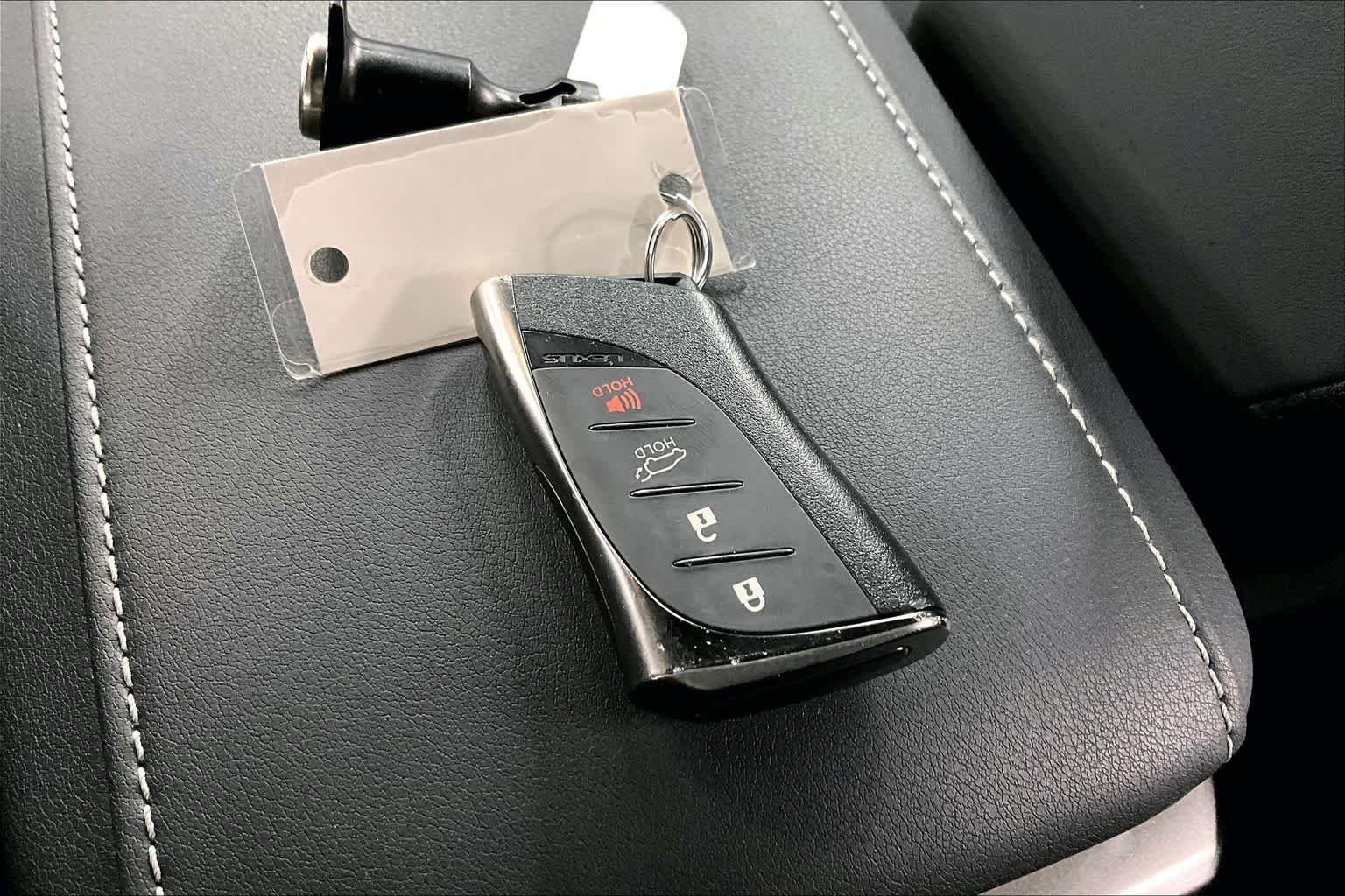 Used 2026 Iridium Lexus Premium image 15
