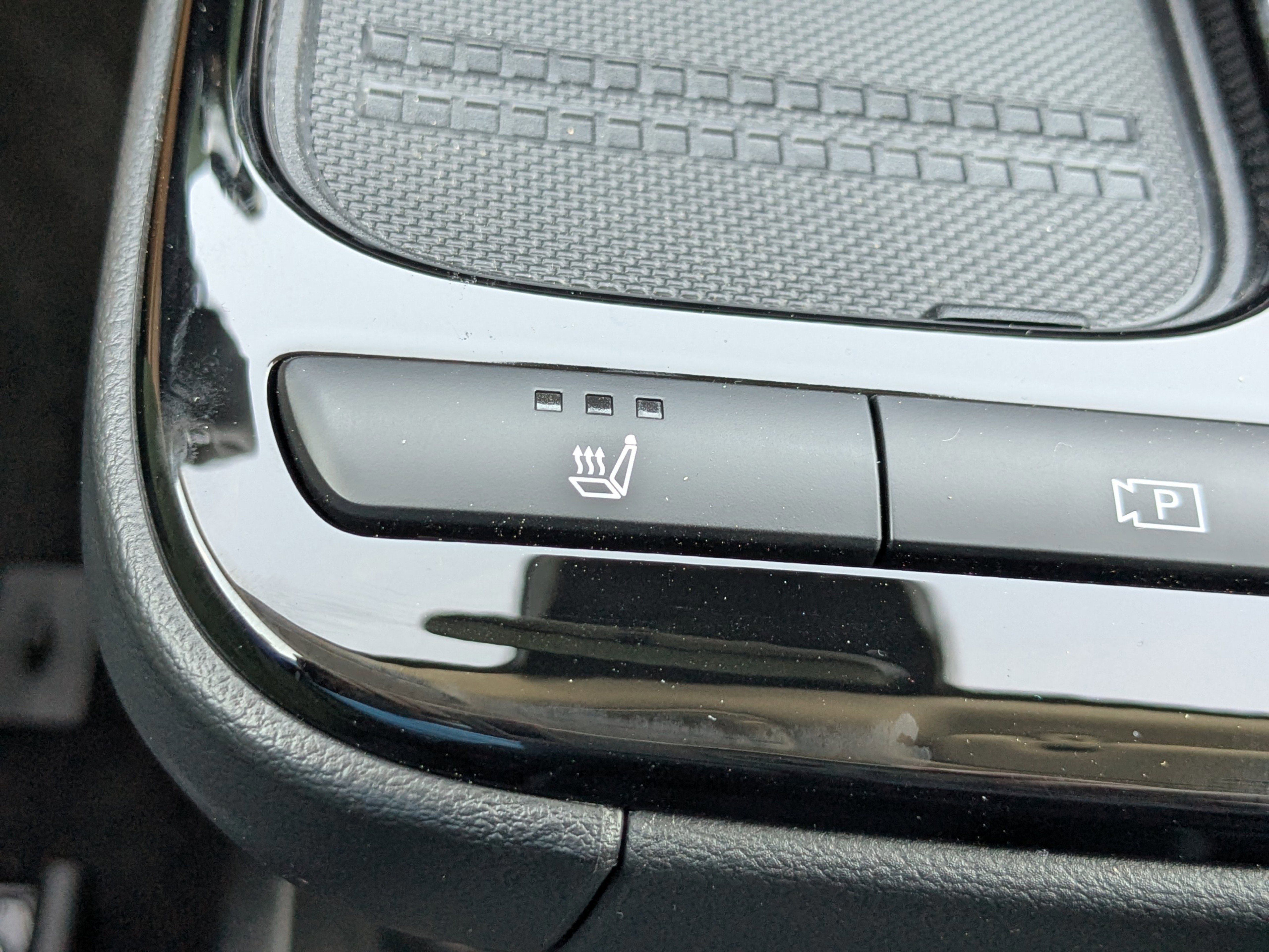 2025 Hyundai IONIQ 5 SE - Photo 56