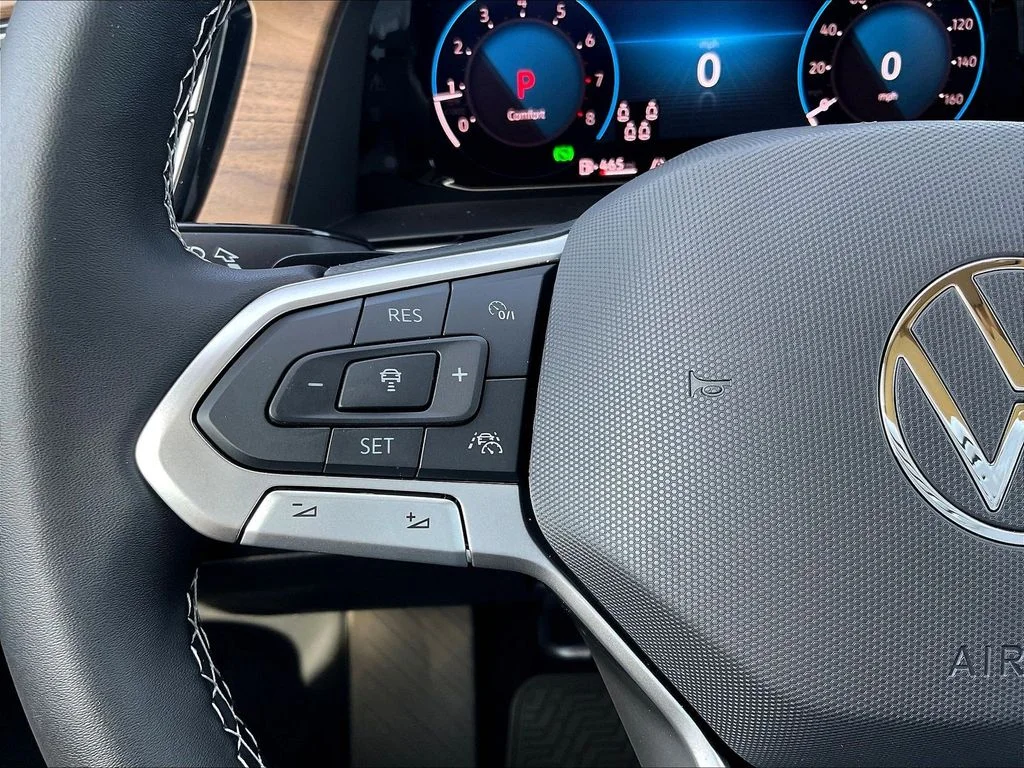 New 2026 Gray Volkswagen SE w/Technology image 32