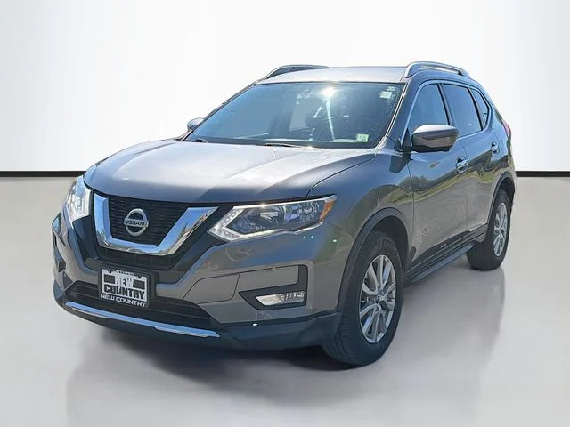 Used 2017 Gray Nissan SV image 3