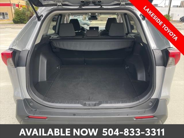Certified Used 2025 SILVER SKY METALLIC Toyota  image 21