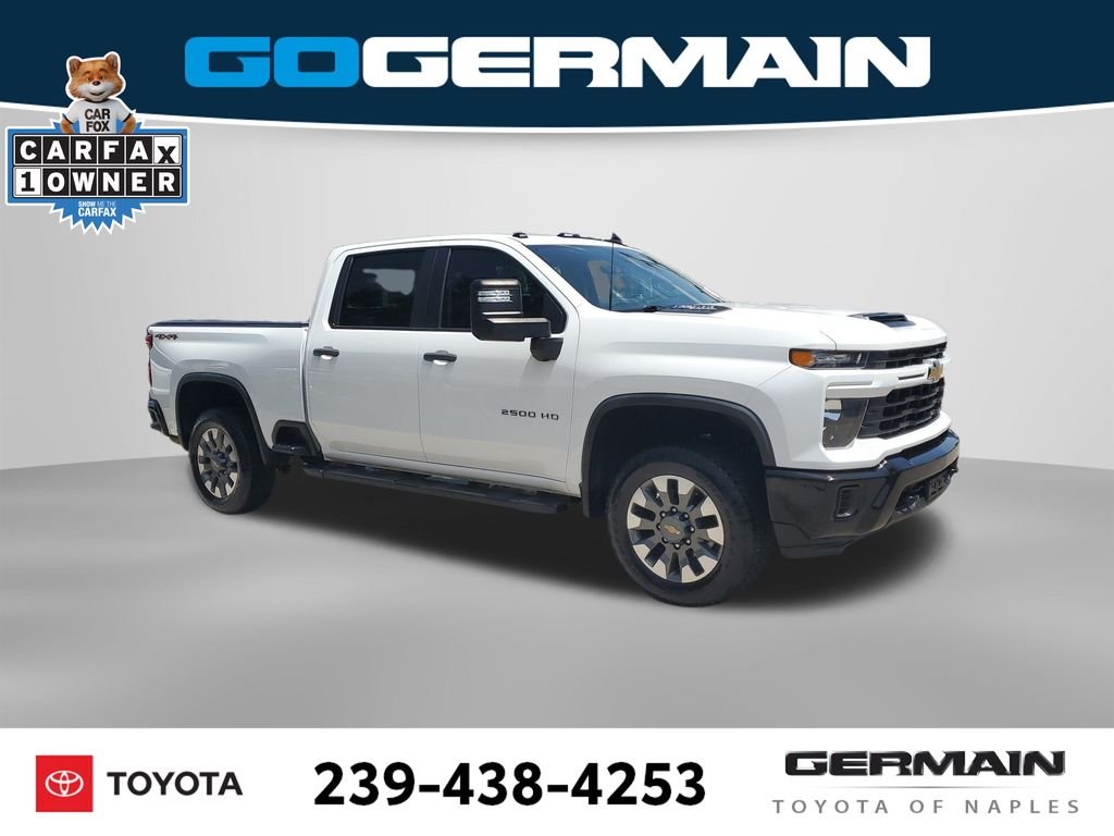 Used 2024 White Chevrolet Custom image 7