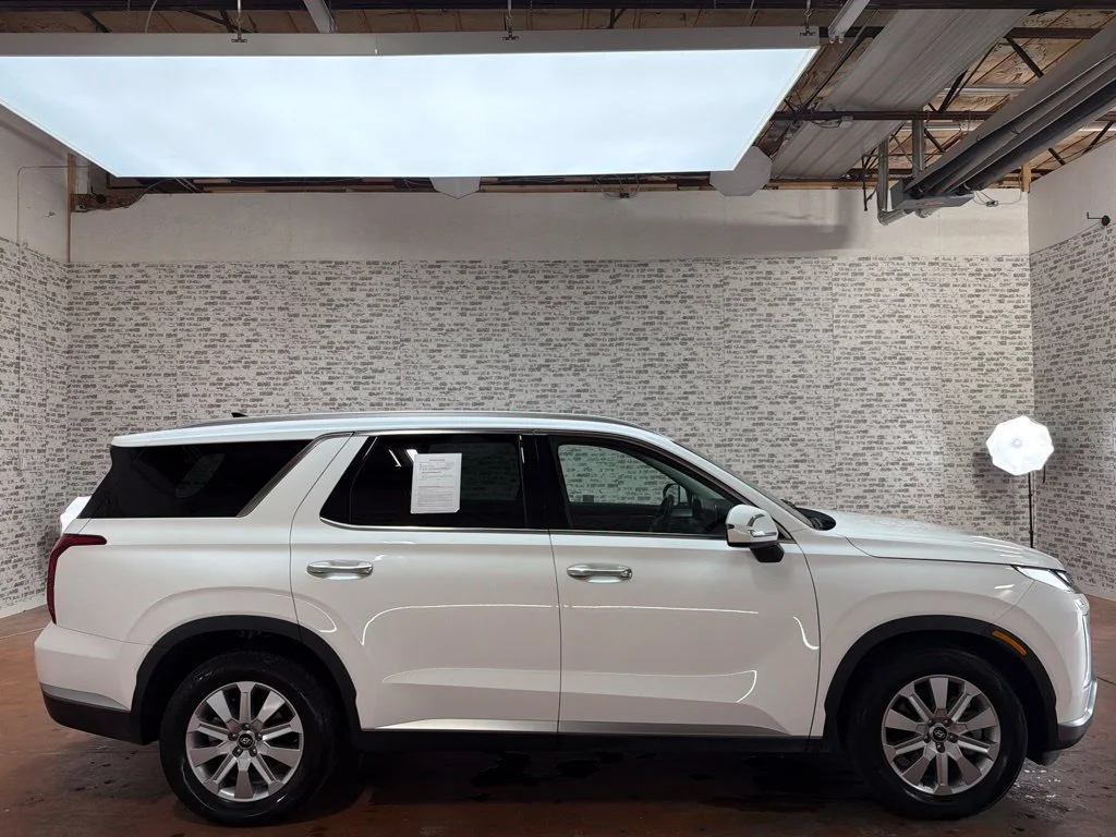 Used 2024 Hyper White Hyundai SEL image 8