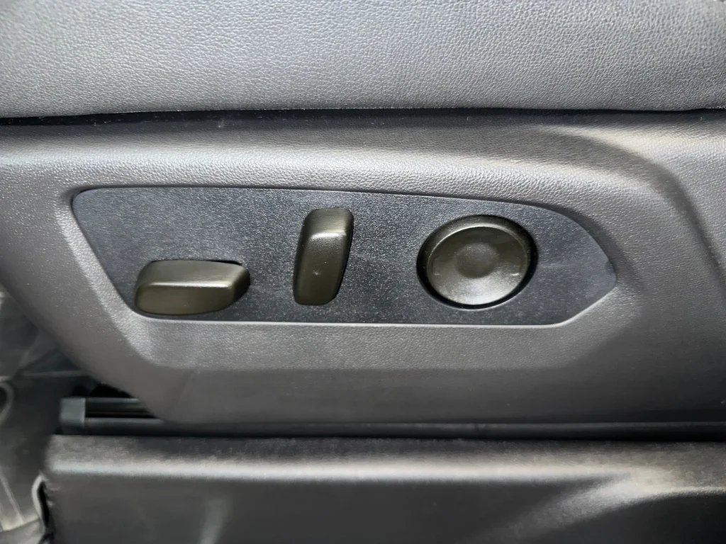 2026 Chevrolet Silverado 1500 ZR2 - Photo 6