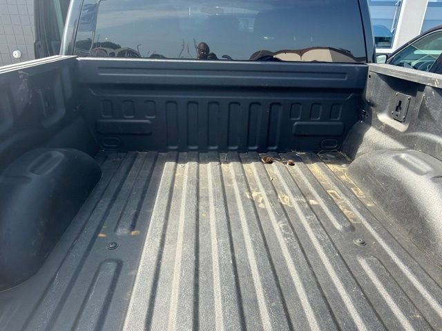Used 2021 Black Ford XL image 5