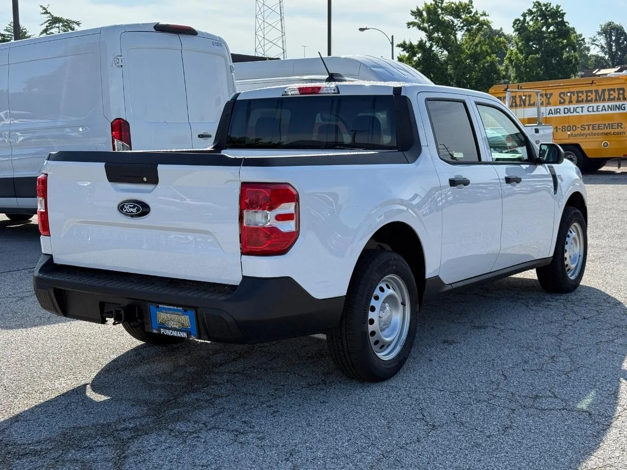 New 2026 Oxford White Ford XL image 3