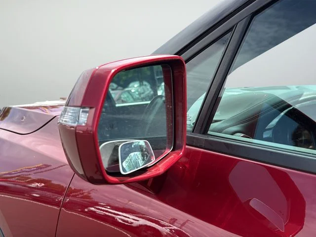 Used 2019 Red Chevrolet RS image 33