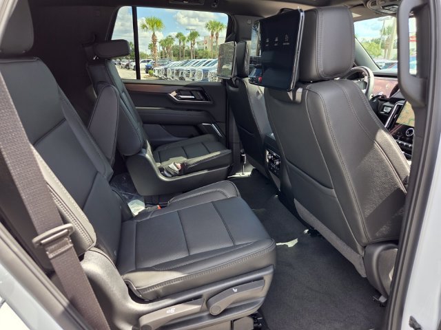 2026 GMC Yukon Denali - Photo 30