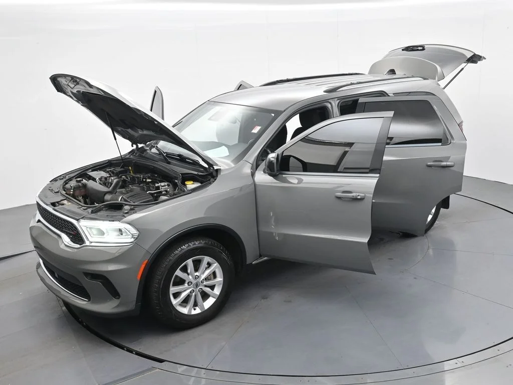 Used 2023 Gray Dodge SXT image 39