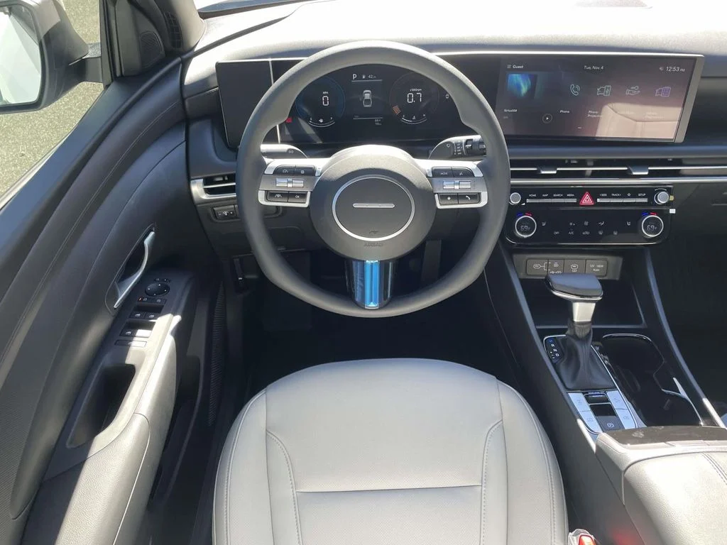 New 2026 White Hyundai SEL image 11