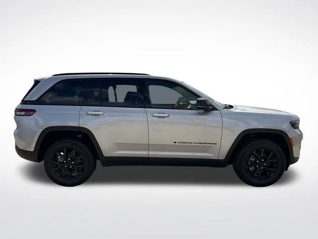 New 2025 Silver Jeep Altitude X image 22