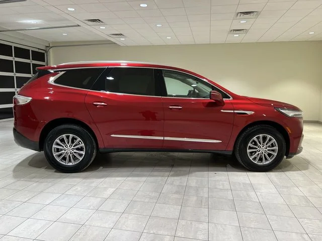 Used 2024 Red Buick Essence image 6