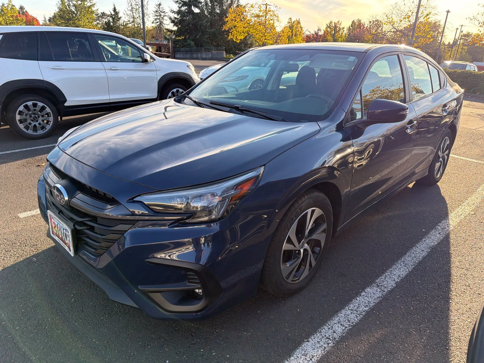 Used 2025 Cosmic Blue Pearl Subaru Premium image 1