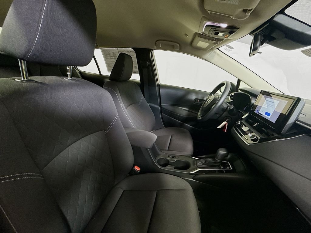 Used 2026 Wind Chill Pearl Toyota Hybrid LE image 24