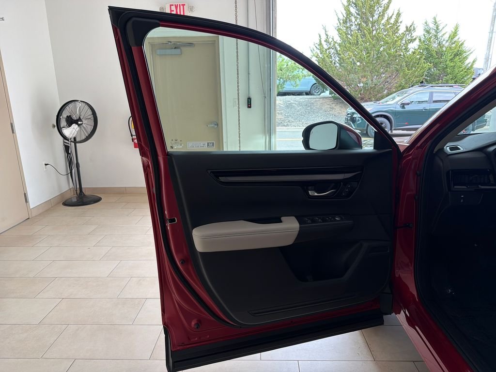 Used 2024 Radiant Red Metallic Honda EX-L image 9