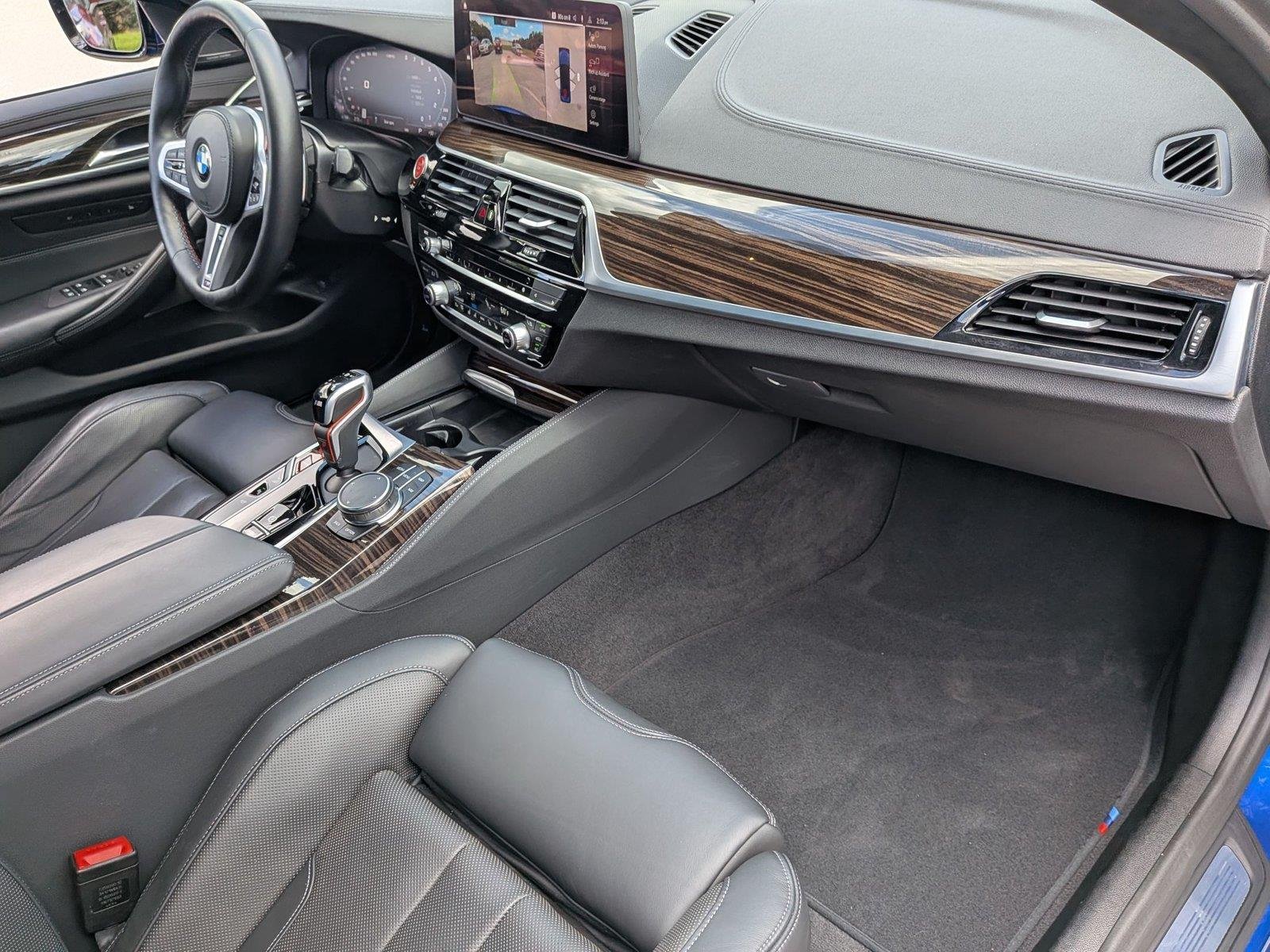 Used 2023 Marina Bay Blue Metallic BMW  image 38