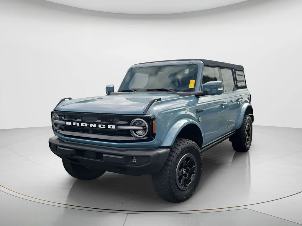 2022 Ford Bronco Outer Banks 4x4's photo