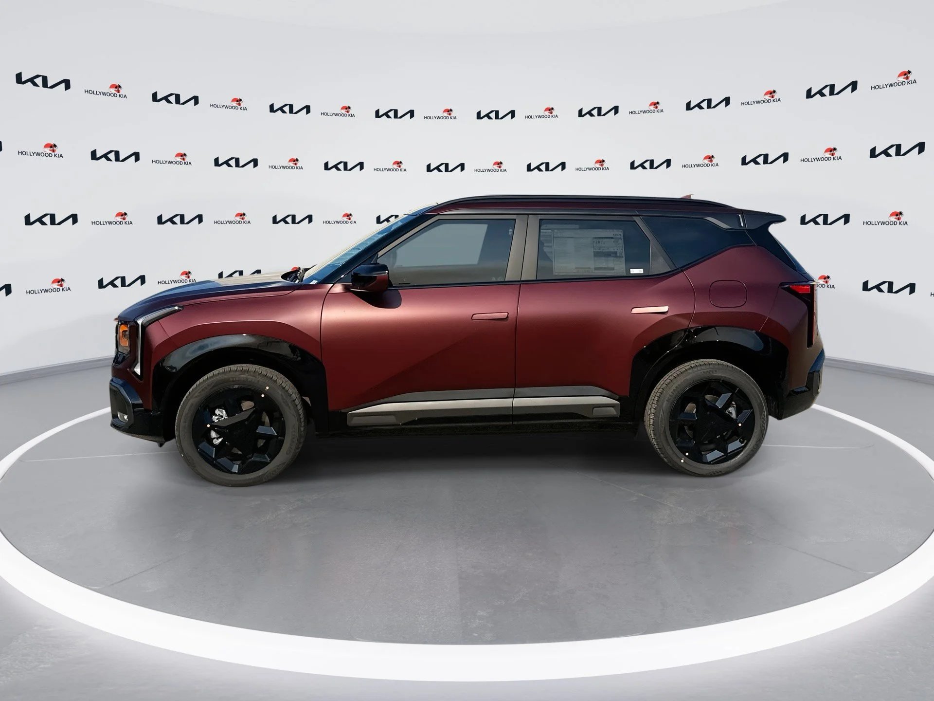 New 2027 Magma Red Matte Kia X-Line S image 5