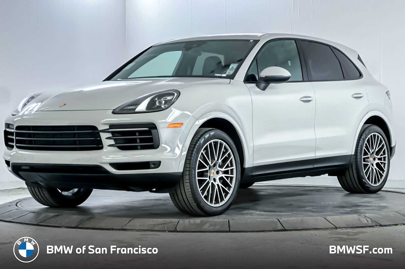 2023 Porsche Cayenne Base