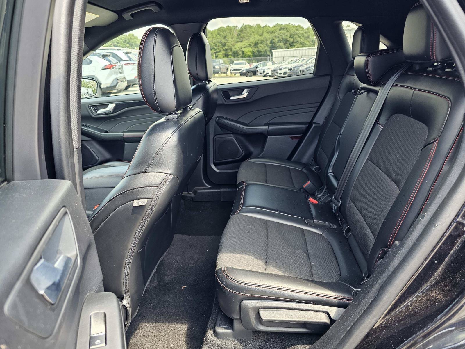 2024 Ford Escape ST-Line - Photo 32