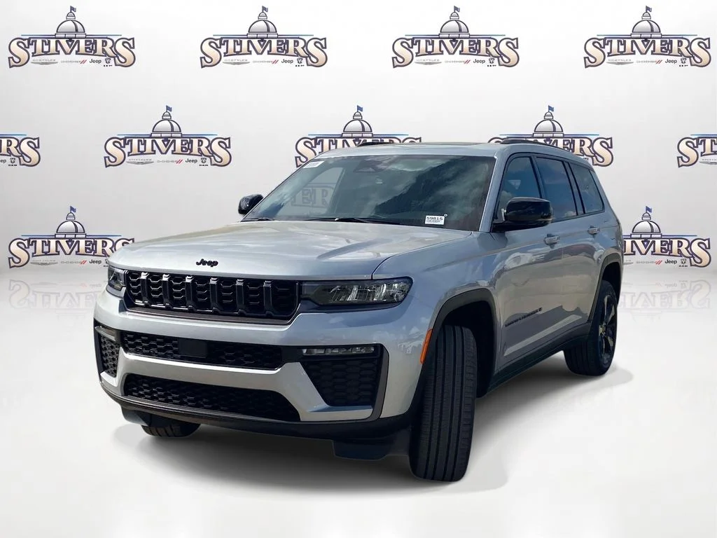 New 2026 Silver Zynith Exterior Paint Jeep Limited image 3
