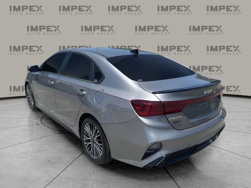 Used 2023 Gray Kia GT-Line image 3