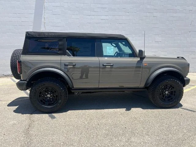 New 2026 Marsh Gray Ford Badlands® image 40