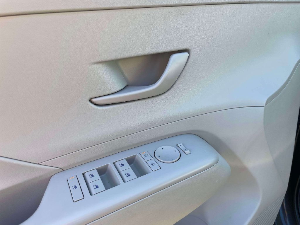 Used 2024 Gray Hyundai SEL image 16