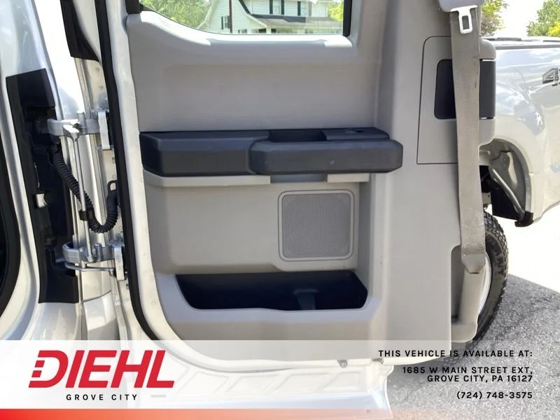 Used 2019 White Ford XL image 15