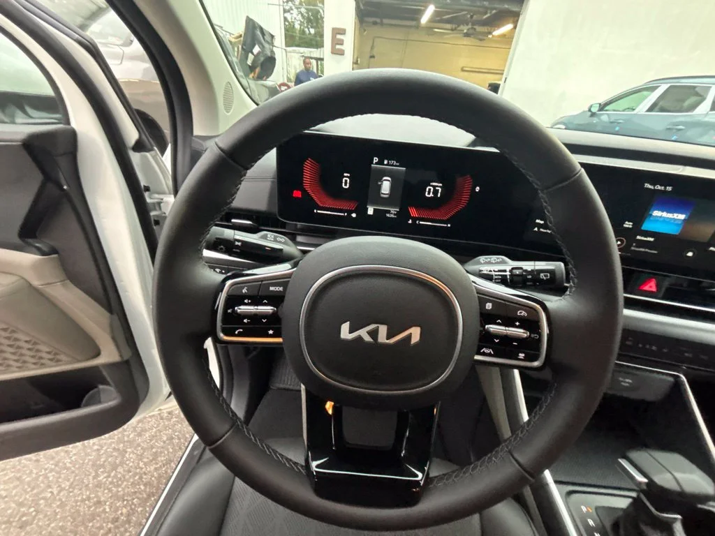 Certified Used 2026 White Kia LXS image 13