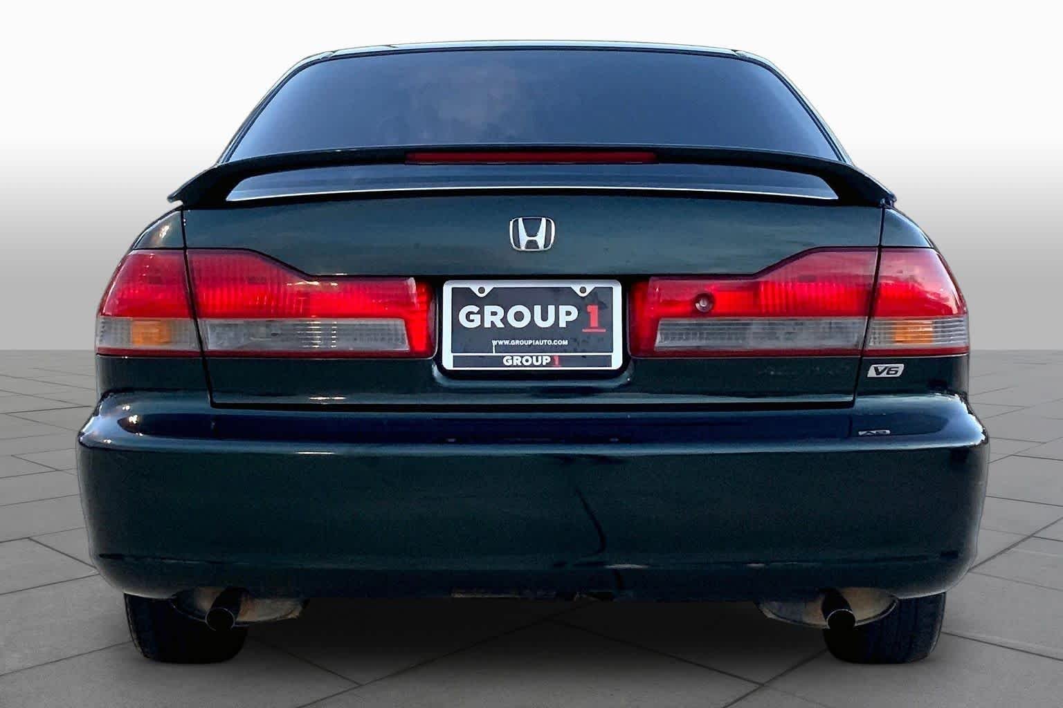 Used 2001 Dark Emerald Pearl Honda EX w/Leather image 4