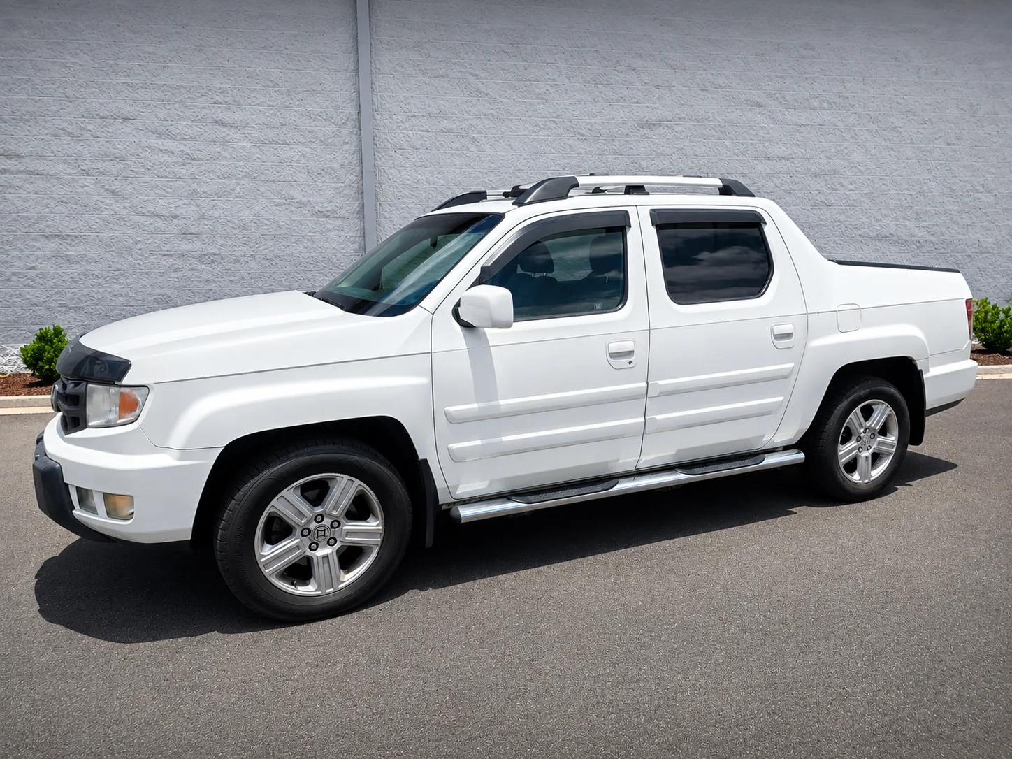 2010 Honda Ridgeline RTL w/Leather and Navi's photo