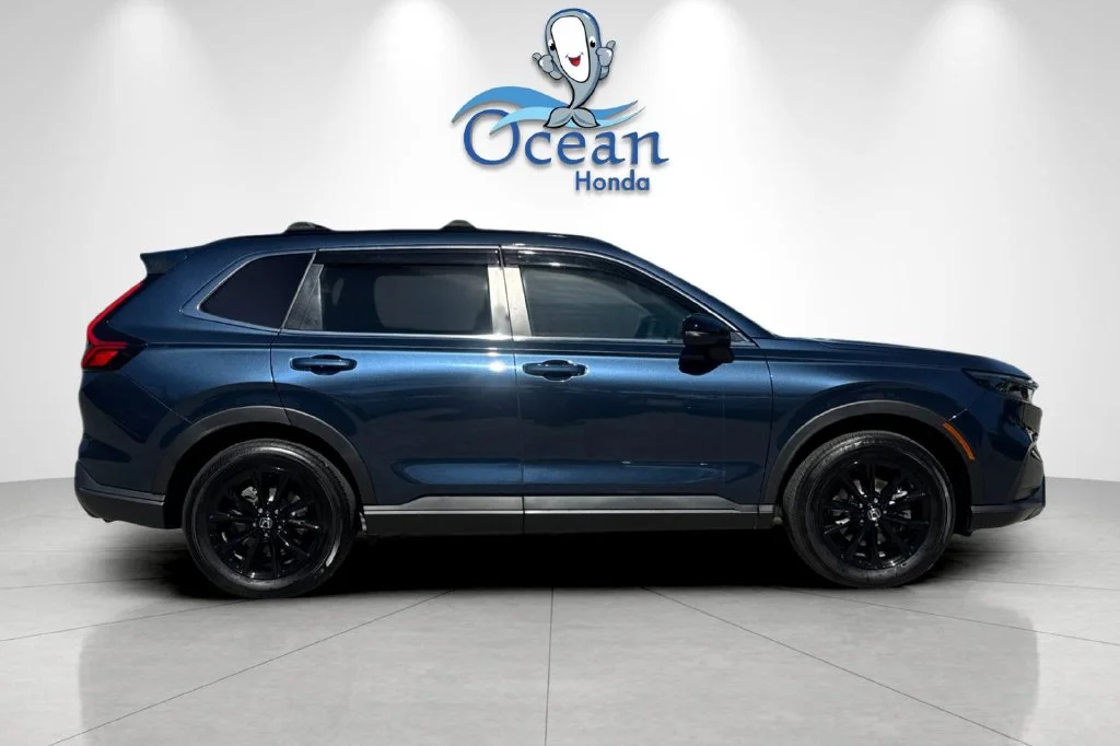 Used 2025  Honda Sport image 3