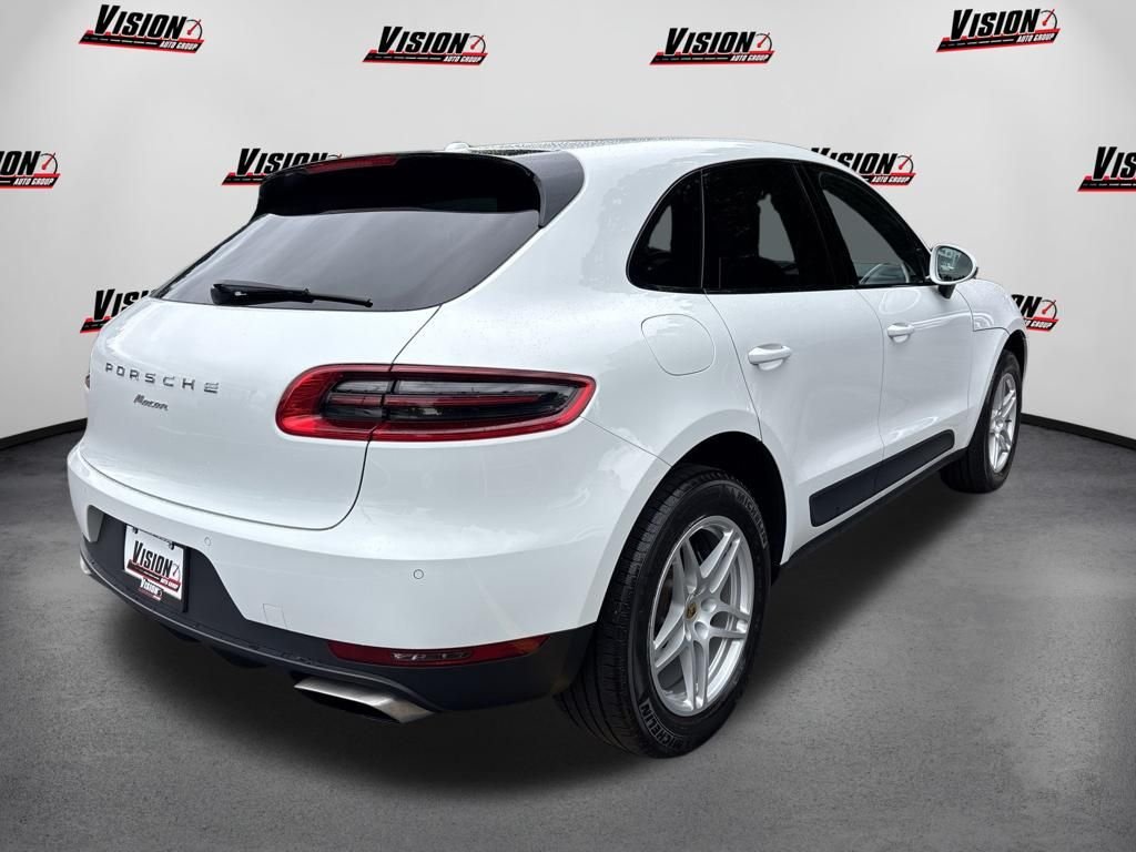 Used 2017 White Porsche Base image 5