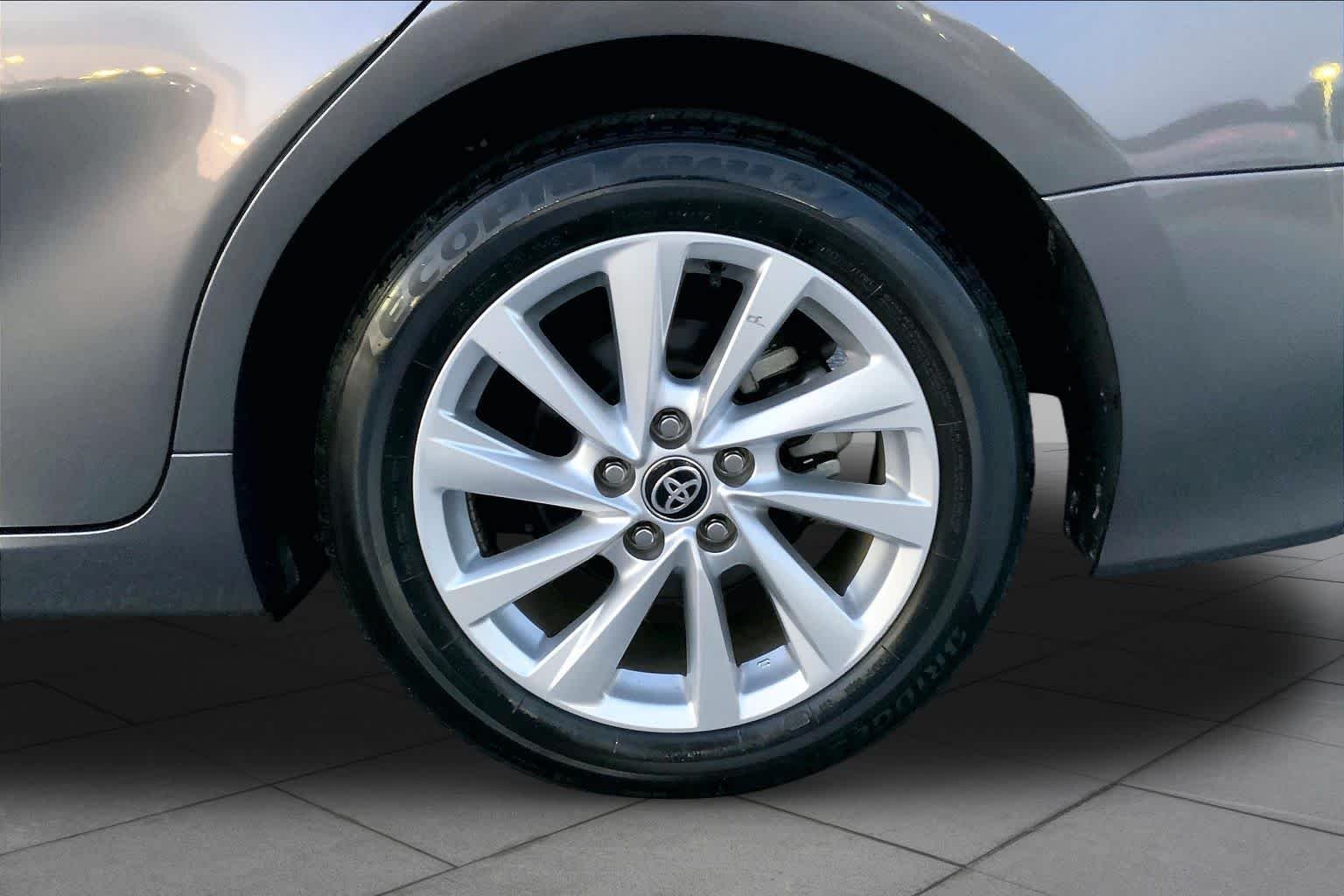 Used 2024 Predawn Gray Mica Toyota LE image 10