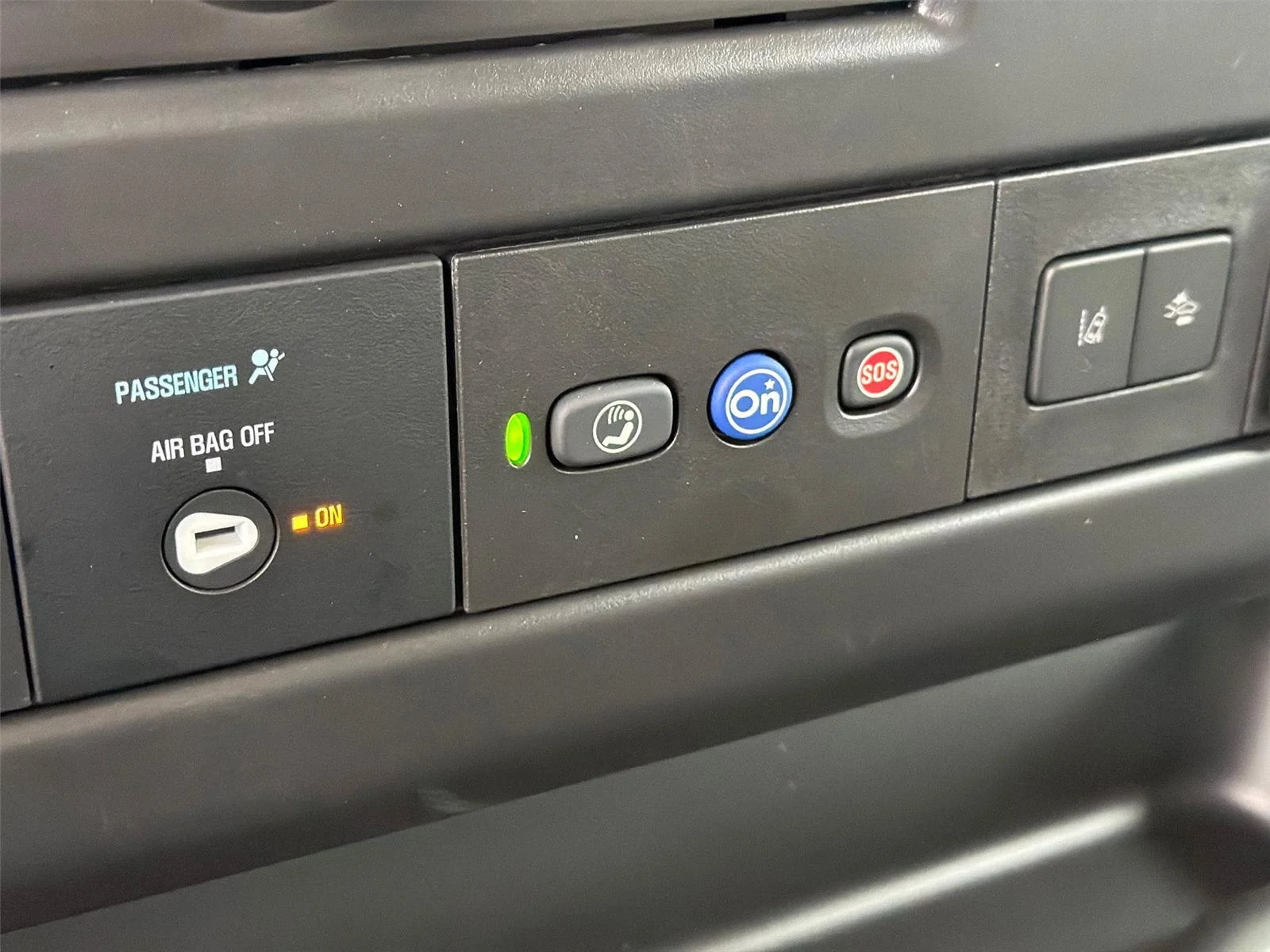 2026 GMC Savana Cargo Work Van - Photo 22