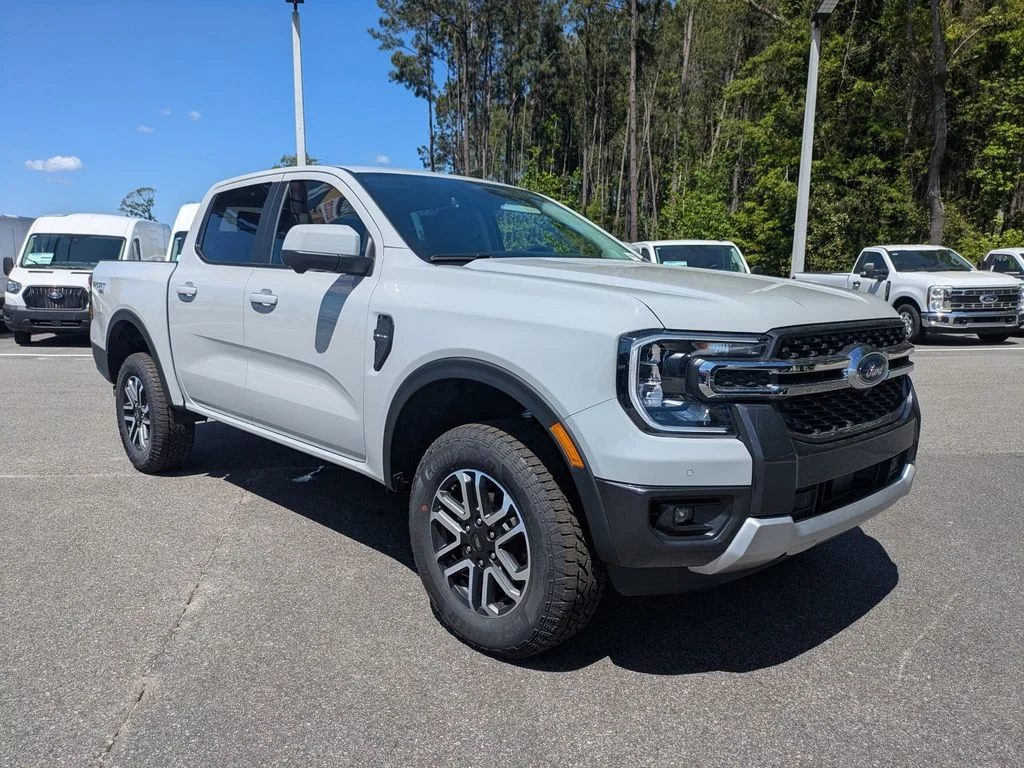 New 2026 Avalanche Ford Lariat image 2