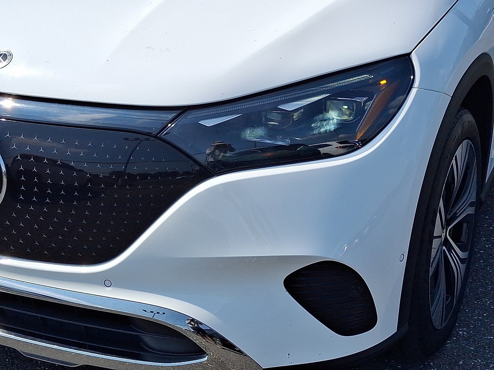 Certified Used 2023 Polar White Mercedes-Benz 4MATIC® image 9