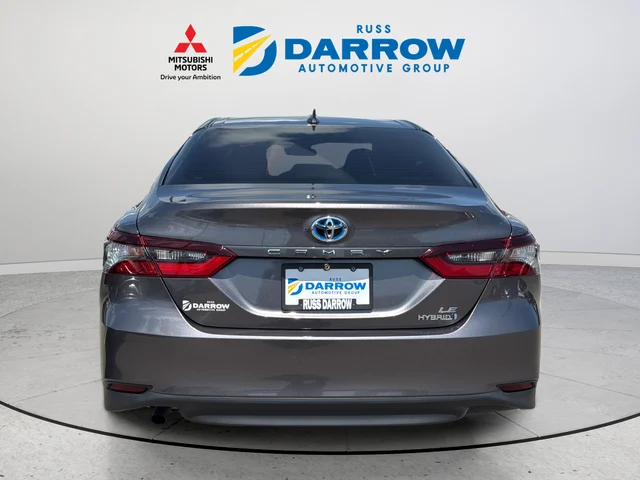 Used 2022 Gray Toyota LE image 4