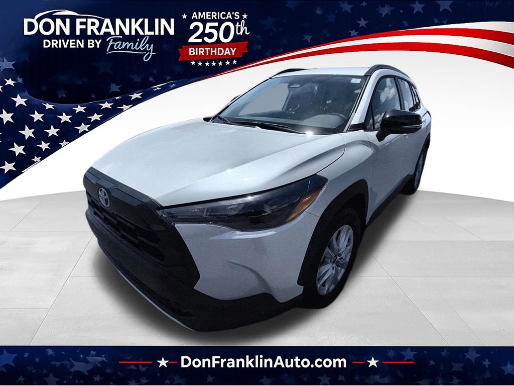 2026 Toyota Corolla Cross  LE